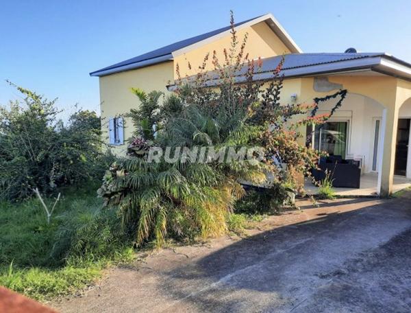 maison f5 saint-joseph