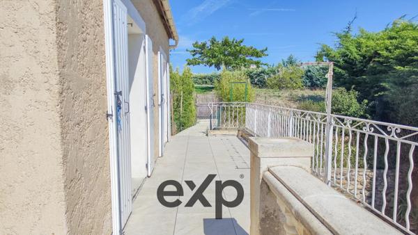 Maison individuelle avec deux logements et vue panoramique – Puimichel (04700)