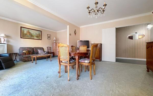 Appartement à vendre    4 pièces • 89 m2 Paris 20