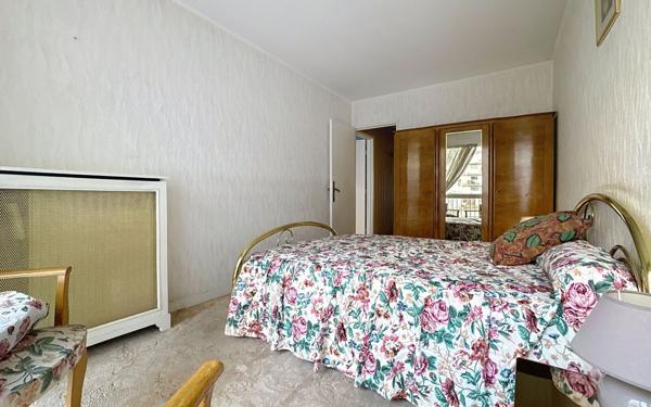 Appartement à vendre    4 pièces • 89 m2 Paris 20