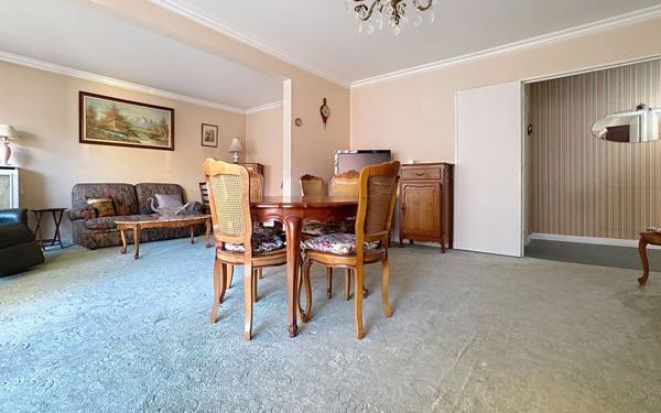 Appartement à vendre    4 pièces • 89 m2 Paris 20