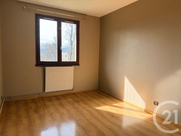 Appartement F5 à vendre  5 pièces - 107,56 m2 MOIRANS - 38