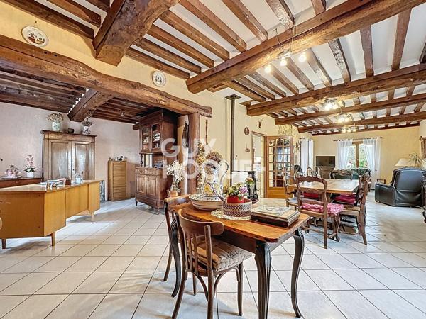 MAISON À VENDRE DE 7 PIÈCES DE 201,00 M²