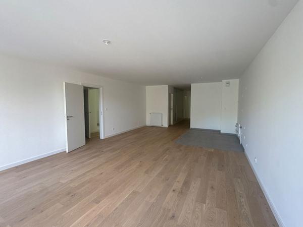 appartement T5 lumineux de 102 m² avec terrasse