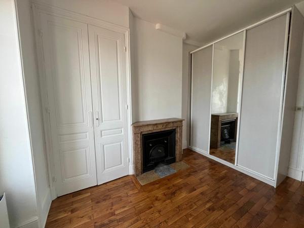 Appartement à louer    2 pièces • 57 m2 Lyon 7