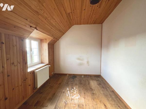 PLOUESCAT – Charmante maison en pierre à moins d’1 km des plages