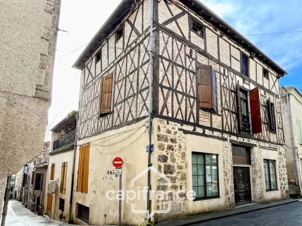 Bureaux de 180m2 avec sous-sol intégral en cœur de ville dans un bel immeuble en pierre
