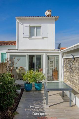 ROYAN CENTRE VILLE - MAISON DE VILLE AUX 2 APPARTEMENTS