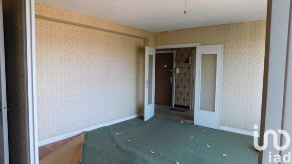 Appartement 6 pièces de 85 m² à Montluçon (03100)