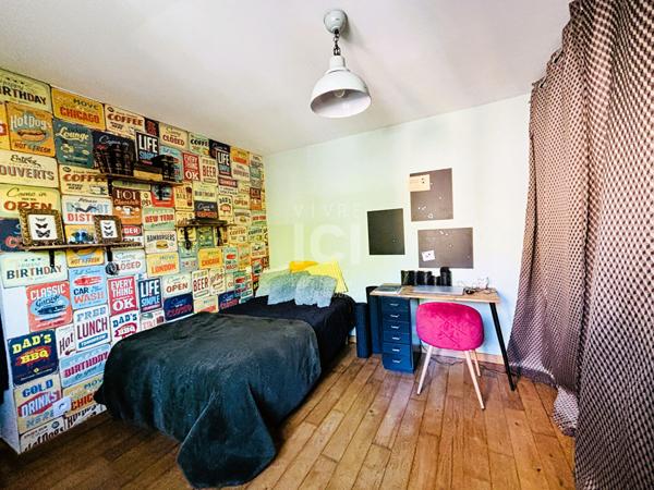 Maison familiale avec vie de plain-pied sur belle parcelle.