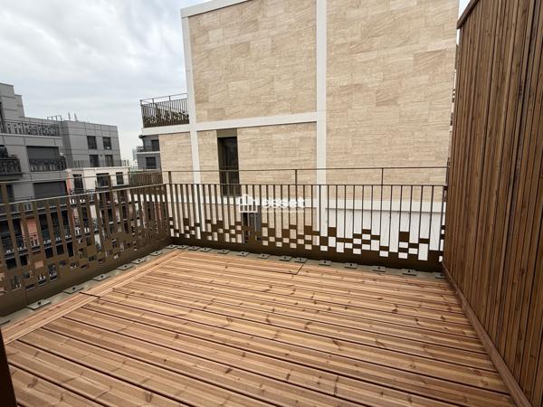 Location Appartement 3 pièces 51.5 m² - Courbevoie 92400