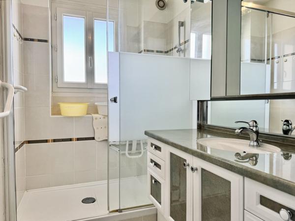 Vente Appartement82 m² - 4 Pièces - ST LO (50000)