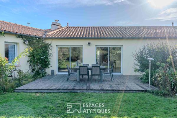 Élégante villa moderne de plain-pied à quelques pas des plages