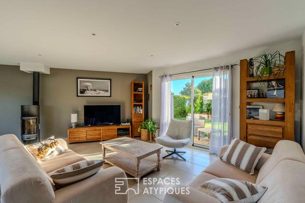 Élégante villa moderne de plain-pied à quelques pas des plages