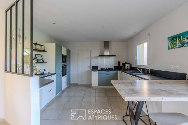 Élégante villa moderne de plain-pied à quelques pas des plages