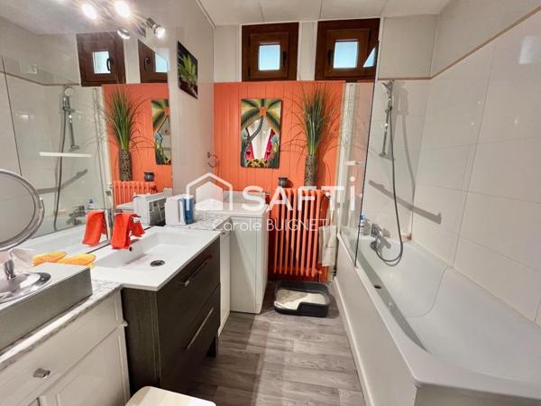 Appartement T3 avec parking et cave