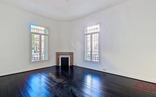 Appartement à louer    4 pièces •  Perpignan