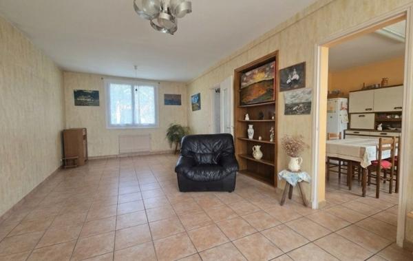 Vente Maison proximité écoles et commerces à rafraîchir Les sables-d'olonne   