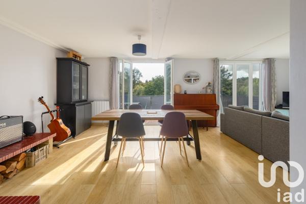 Appartement 4 pièces de 103 m² à Pollionnay (69290)