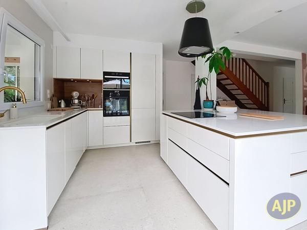 Biens de prestige à vendre La Baule Escoublac : 1 075 360 € - AJP Immobilier Pornichet