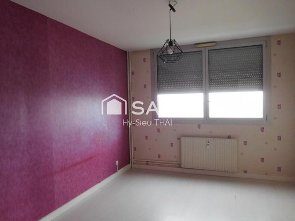 Appartement T3 avec balcon, 2 chambres, 11ème étage avec ascenseur,