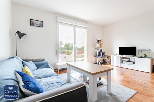 Appartement à louer 2 pièces 45.72m² Beuvrages (59192)