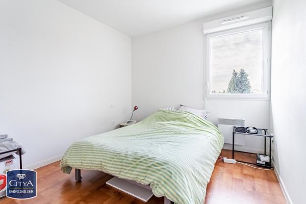Appartement à louer 2 pièces 45.72m² Beuvrages (59192)