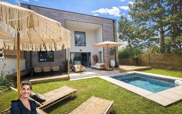 À cinq minutes du centre-ville?