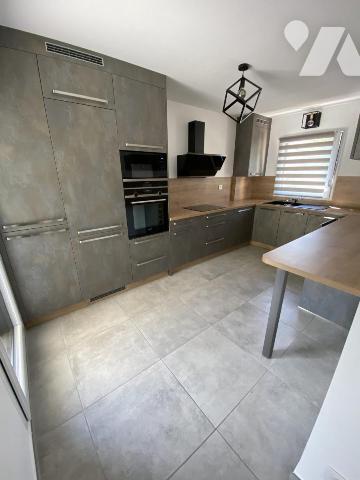 Appartement avec terrasse et vue montagne