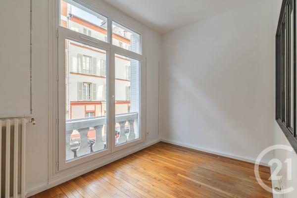 Immeuble à vendre  494 m2 PARIS - 75013