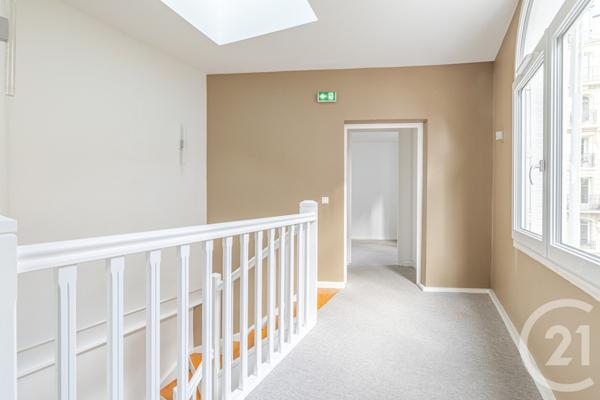 Immeuble à vendre  494 m2 PARIS - 75013