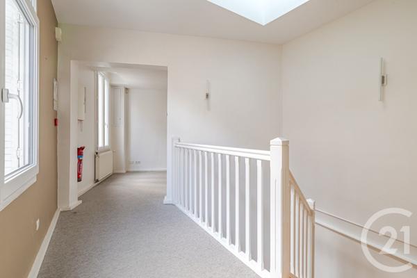 Immeuble à vendre  494 m2 PARIS - 75013
