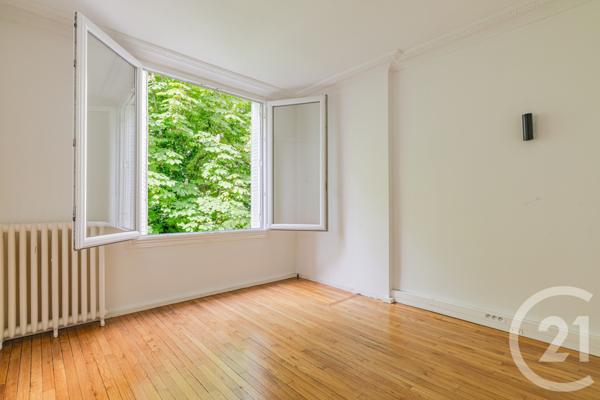 Immeuble à vendre  494 m2 PARIS - 75013