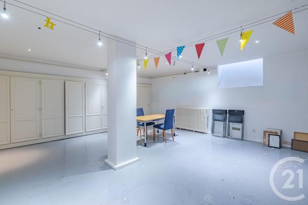 Immeuble à vendre  494 m2 PARIS - 75013