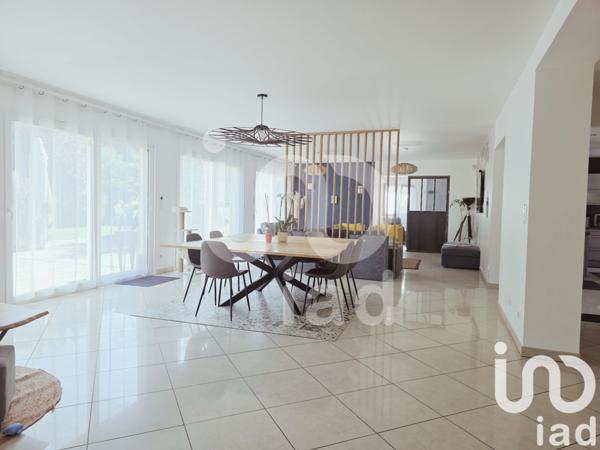 Maison à vendre 9 pièces 360 m² Soissons