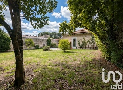 Maison à vendre 4 pièces 113 m² Bourg-Charente
