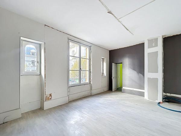 Appartement Orleans 4 pièces 98.87 m2 à aménager
