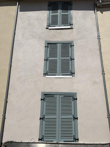 Immeuble
        
        - 180 m² 222 000 € *
