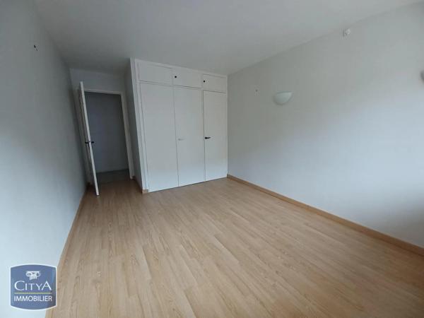 Appartement à louer 3 pièces 85.04m²
