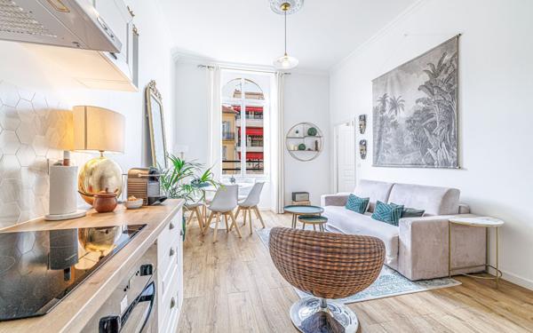 Appartement à vendre    3 pièces • 49,30 m2 Nice