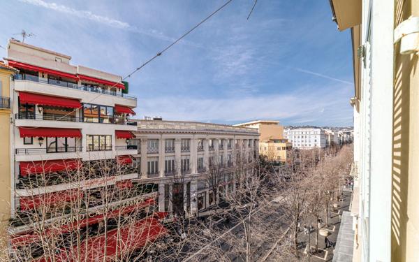 Appartement à vendre    3 pièces • 49,30 m2 Nice