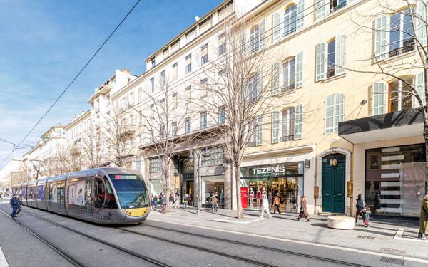 Appartement à vendre    3 pièces • 49,30 m2 Nice