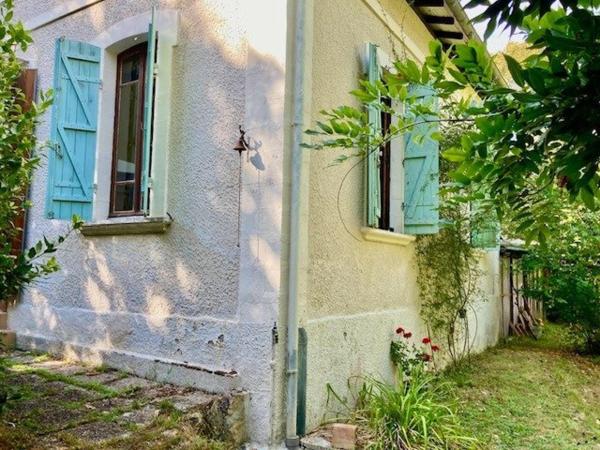 MAISON A RENOVER SUR TERRAIN DE 13960 m2