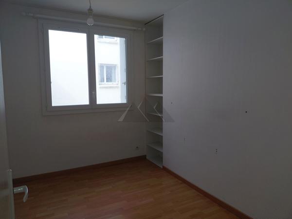 A LOUER BREST TOUR TANGUY APPARTEMENT VUE MER