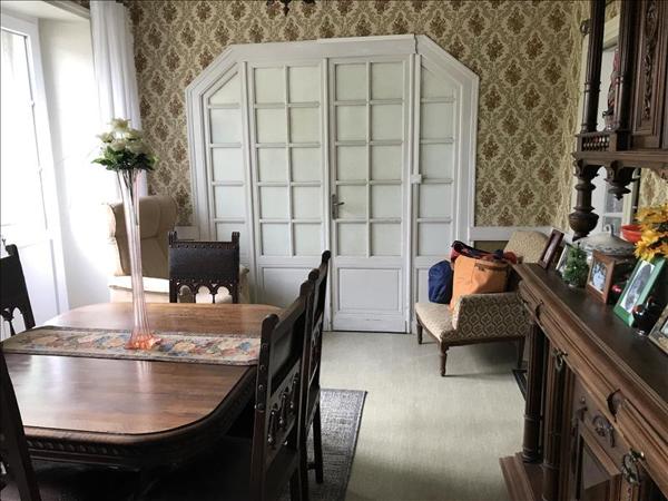 Maison à vendre |  Paussac-et-Saint-Vivien |  6 pièces | 146 m²