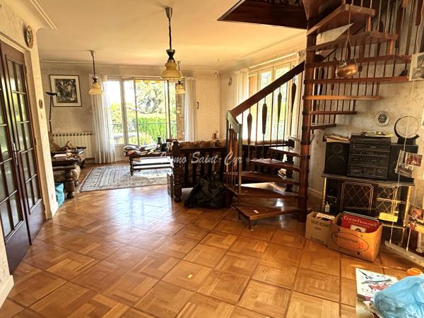 Maison 8 pièce(s) 6 chambre(s) 176 m²