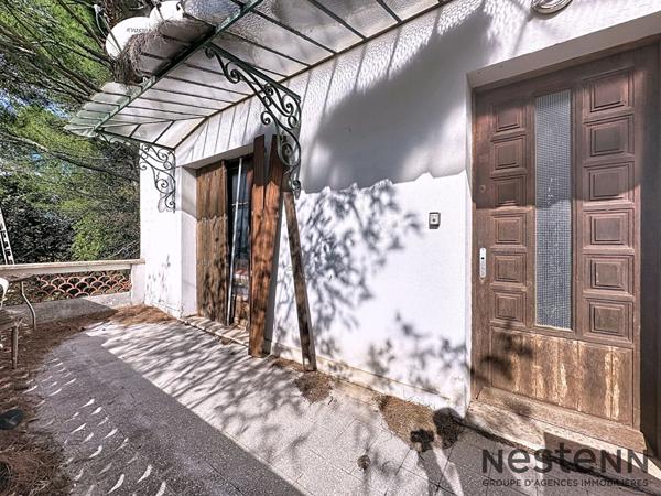 Villa à rénover T7 210 m2 sur terrain 7800 m2 Trets