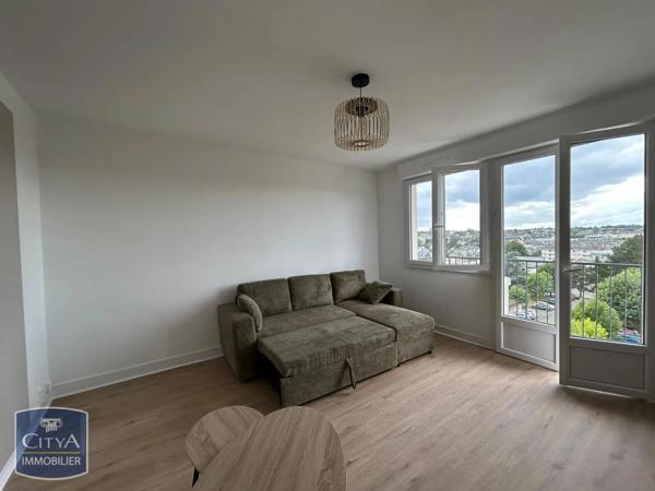 Appartement à louer 1 pièce 29m² Laval (53000)