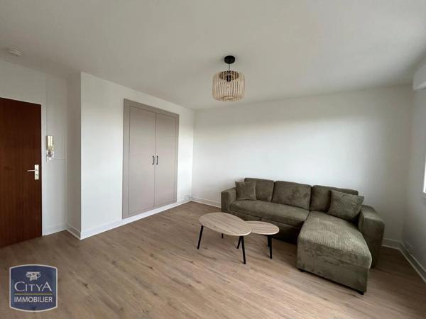 Appartement à louer 1 pièce 29m² Laval (53000)