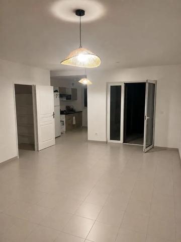 Appartement à vendre 2 pièces 43m² Saint-Denis (97490)